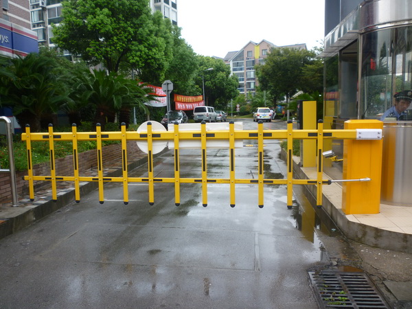 小區停車場收費管理系統藍牙不停車停車場系統鳳凰城