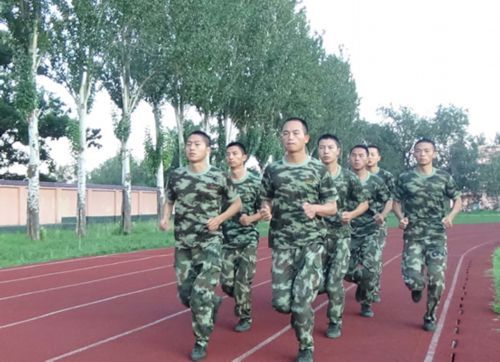 軍報(bào)再提安全保密:一軍隊(duì)人員用跑步軟件時(shí)暴露部隊(duì)營區(qū)位置