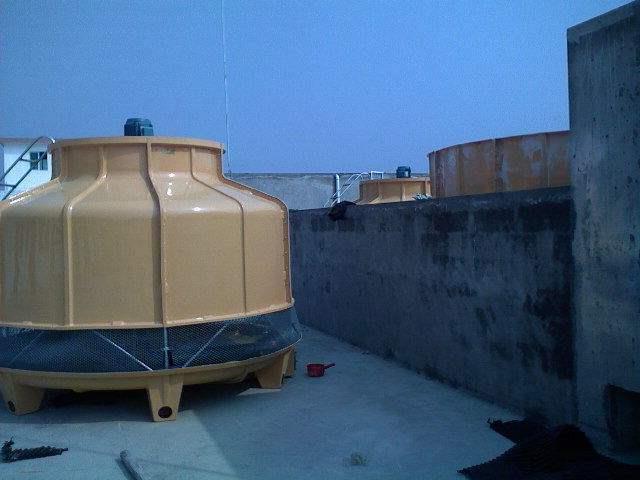 玻璃鋼冷卻塔的制冷工作能力和什么有關系